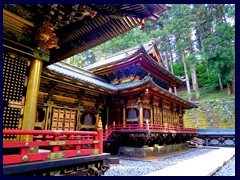 Taiyuinbyo Shrine 38